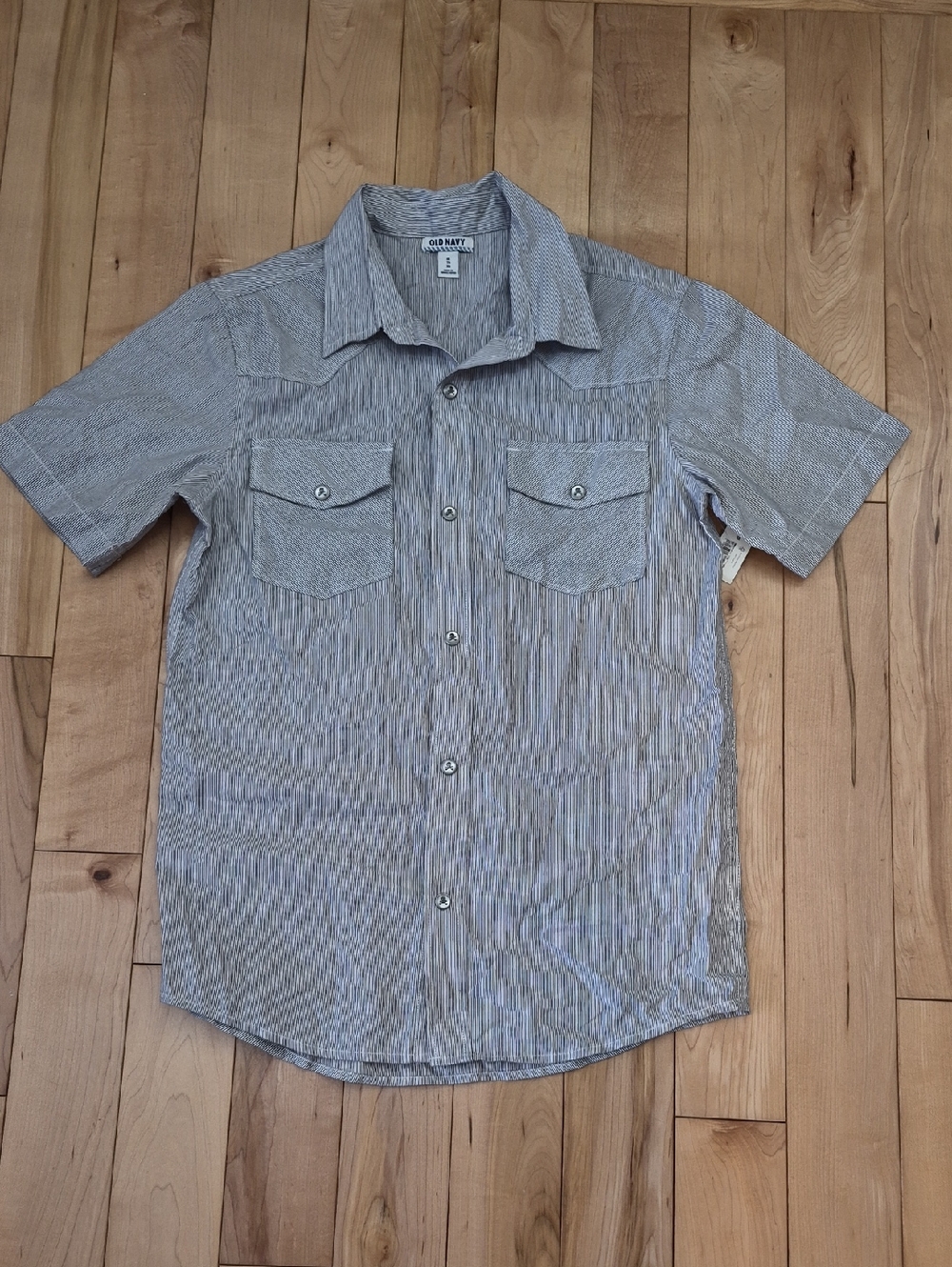 Brand New Boys Size 14/16 Old Navy Short Sleeve Button-Up Shirt